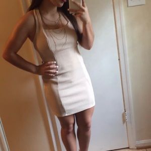 A tank top Body con mini dress